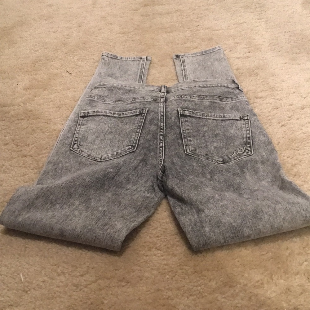 Express Jeans - Picture 3 of 3